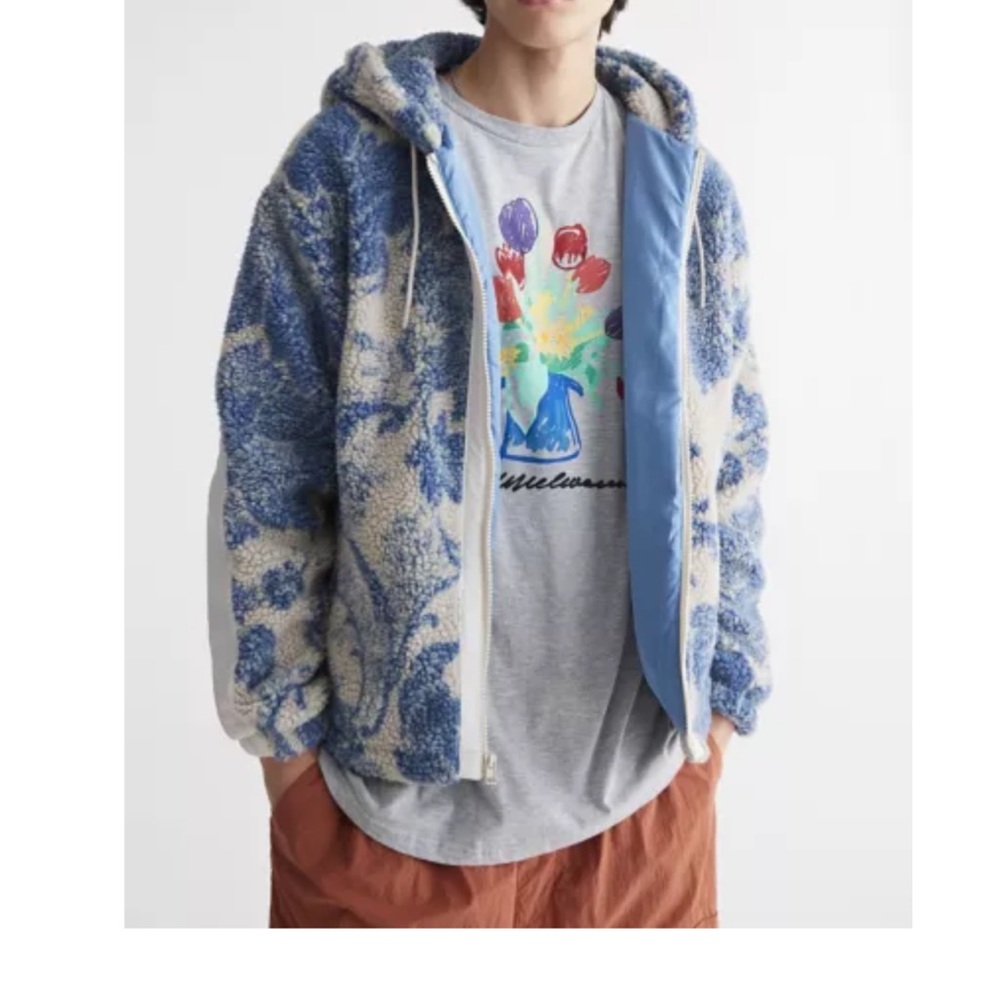 UO Patterned Fleece Hooded Jacket